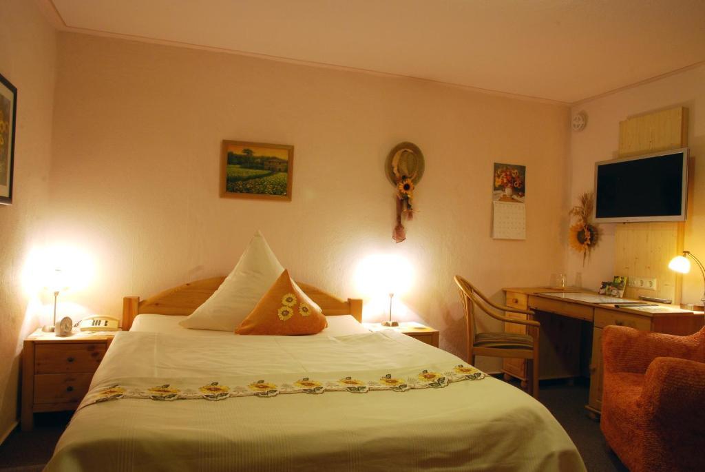 Logis L'Auberge Gutshof Bischofswerda Ruang foto