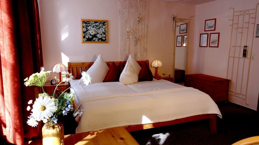 Logis L'Auberge Gutshof Bischofswerda Bagian luar foto