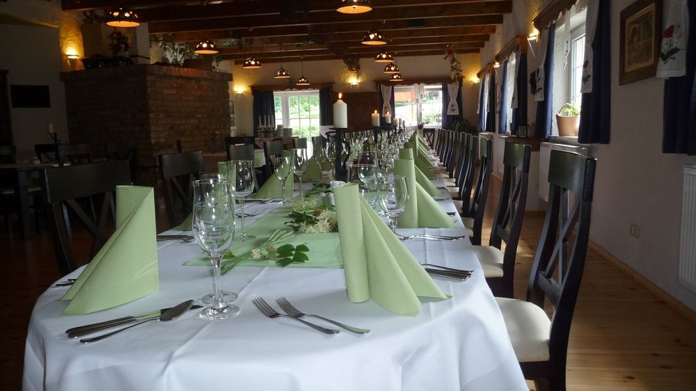 Logis L'Auberge Gutshof Bischofswerda Bagian luar foto
